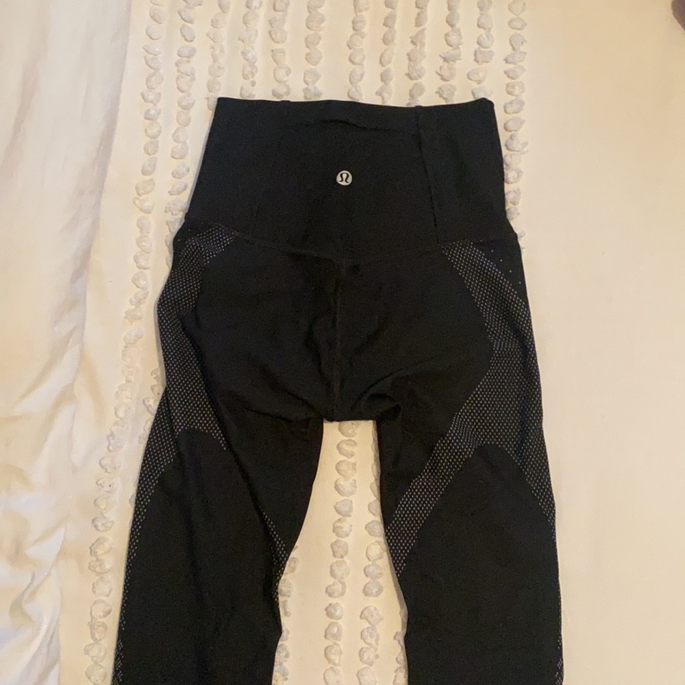 NWOT WUNDER TRAIN LEGGINGS